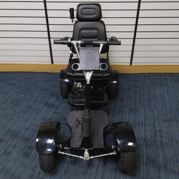 Gf01 withcaptainsseat3